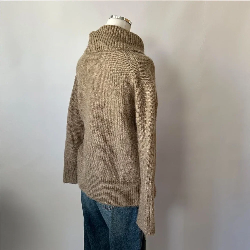 Banana Republic brown turtleneck sweater wool blend Size XS. - Picture 6 of 8